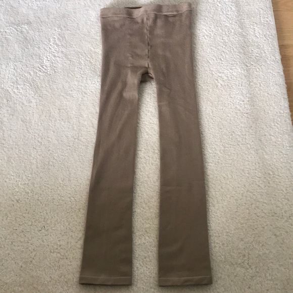 ❄️ 🥶Celine stretch leggings made in Japan - Picture 2 of 3